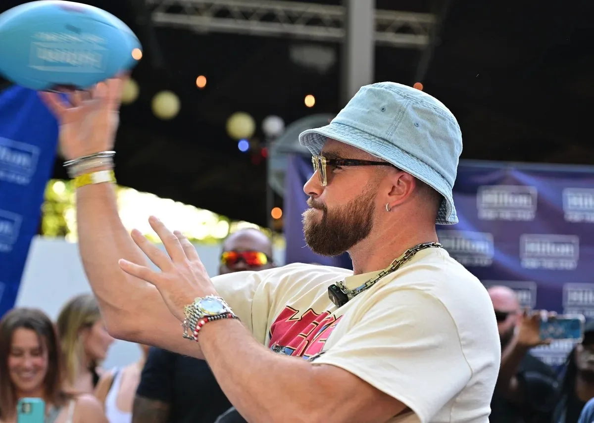 Travis Kelce ve Publicis İş Birliği: Kolej Öğrencisi Sporcularla Marka Anlaşmalarında Yeni Çağ