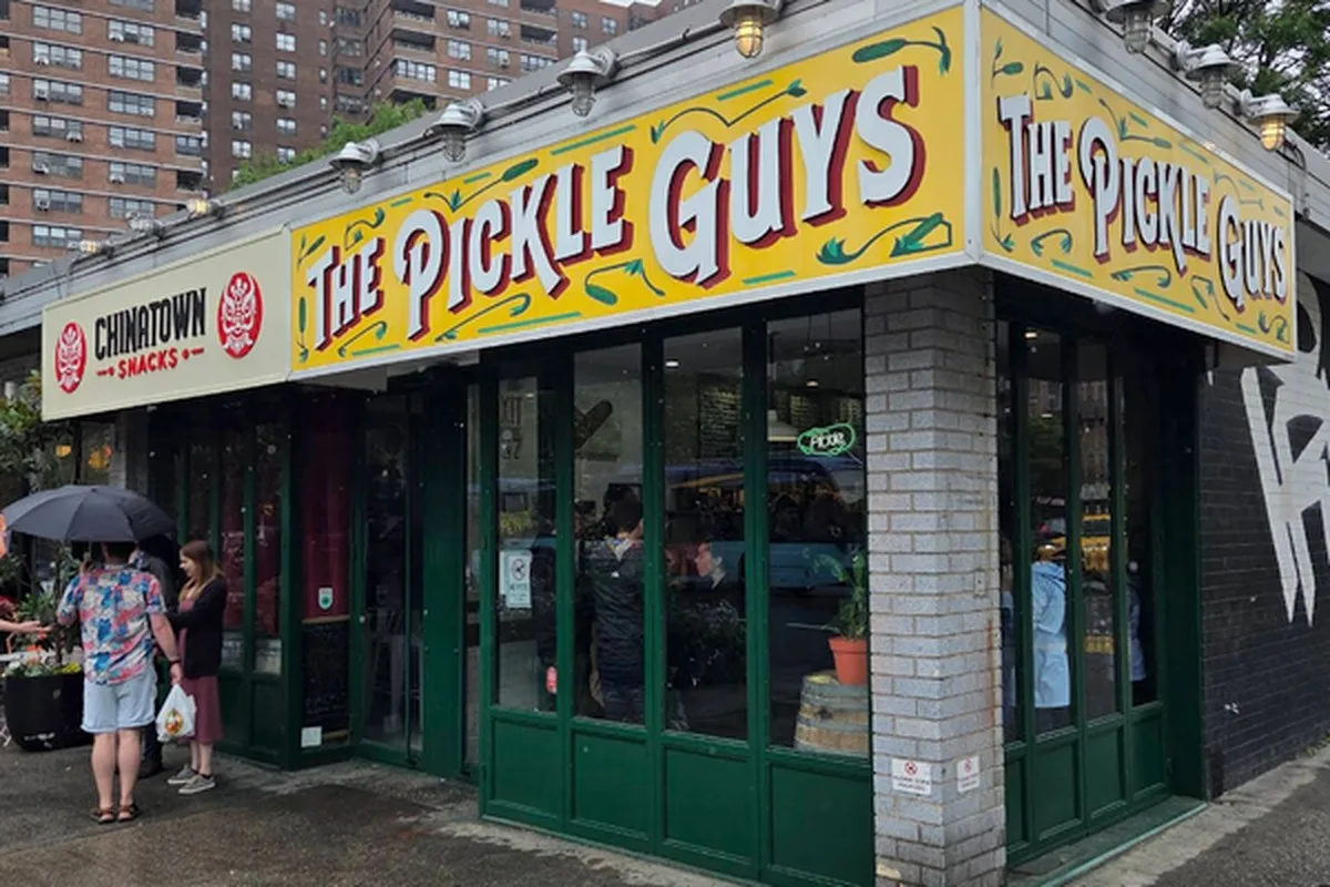 New York’un Kalbinde Yaşayan Bir Lezzet Mirası: The Pickle Guys
