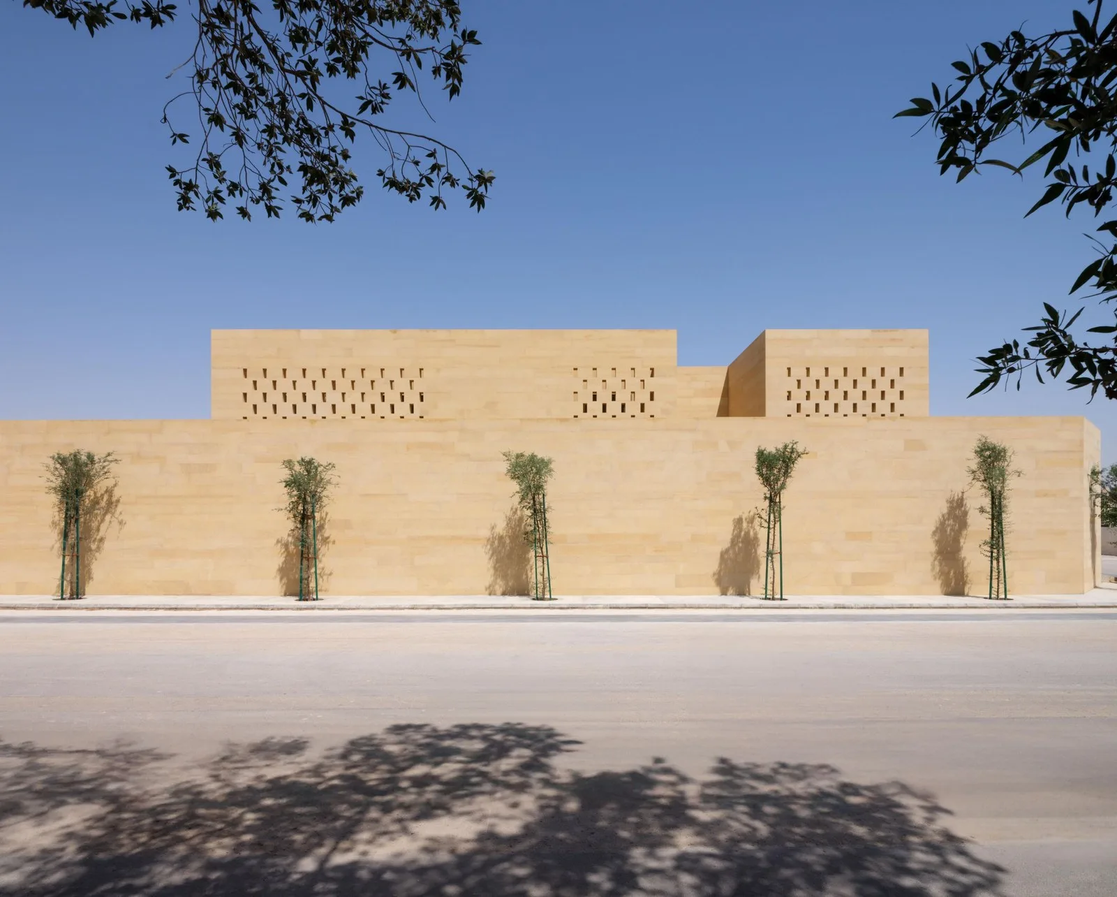 Suudi Arabistan’dan Syn Architects: Geleneksel Mirası Yenilikçi Bir Bakış Açısıyla Yansıtan Üç Konut Projesi