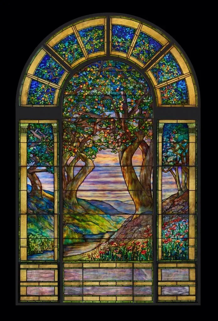 Neden Louis Comfort Tiffany koleksiyonları hala insanları cezbediyor?