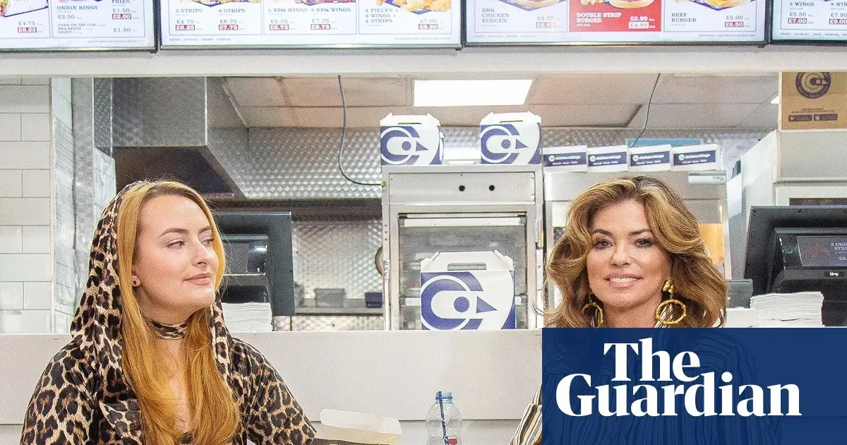 Amelia Dimoldenberg’den TV’nin Değişen Dünyasına Bir Bakış: YouTube ile Medya İlişkileri