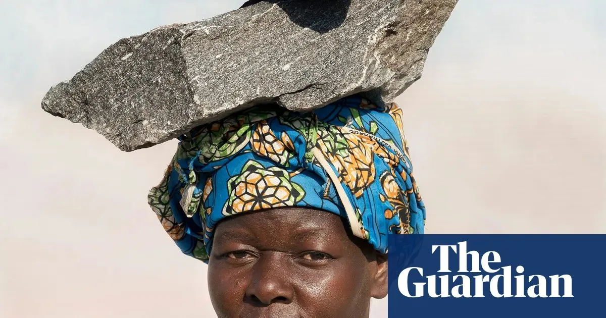 Uganda’da Yaşam Mücadelesinin İzleri: Fotoğrafçı Dan Nelken’den Dokunaklı Portreler