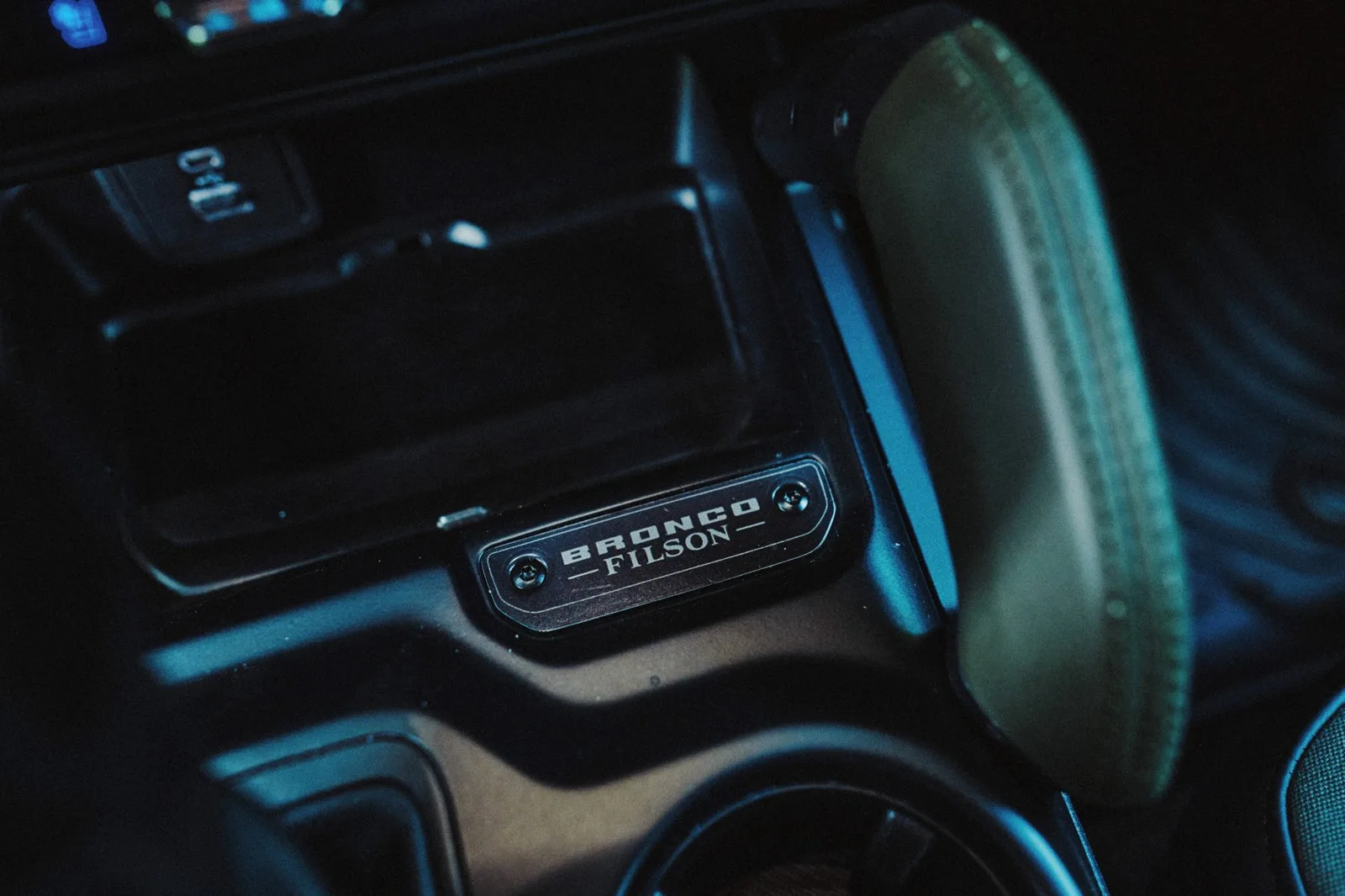 Ford ve Filson İşbirliğiyle Lüks Bronco'ya Yeni Bir Tanım