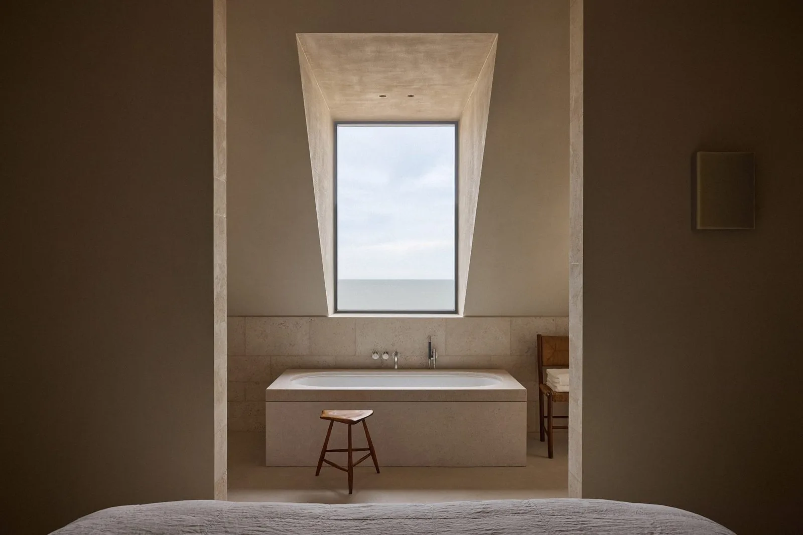 Seaside penthouse in Belgium by Merckx-Holvoet Architecten