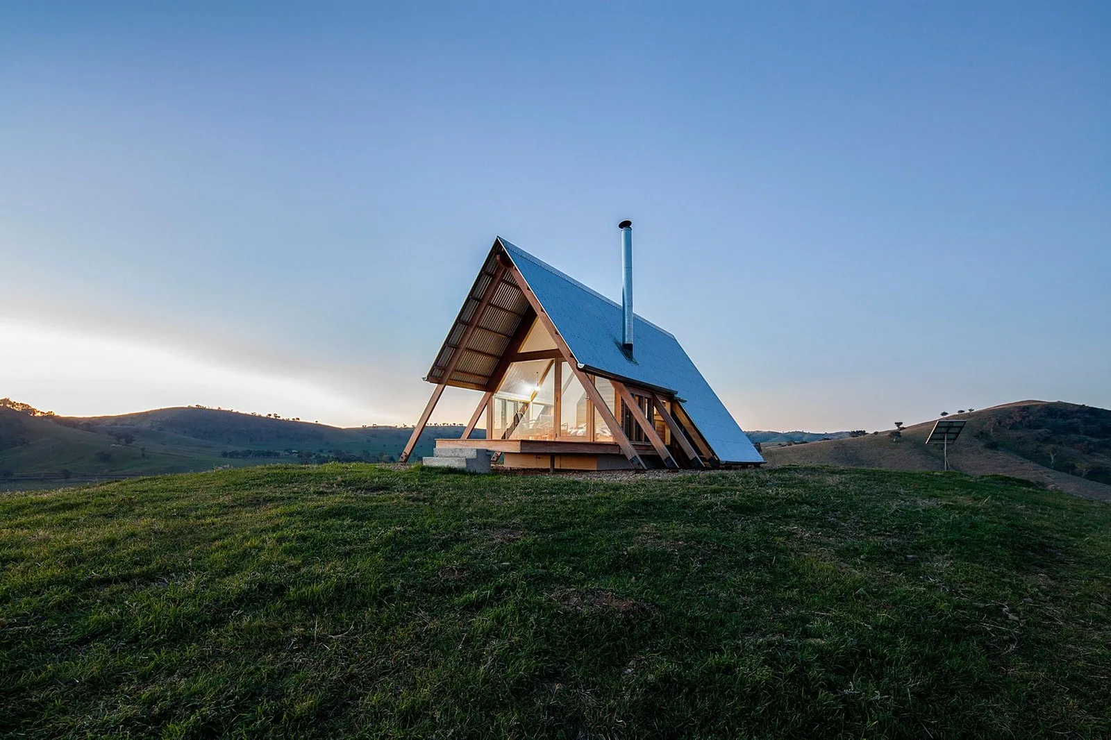 Exterior view of JR’s Eco Hut, Australia