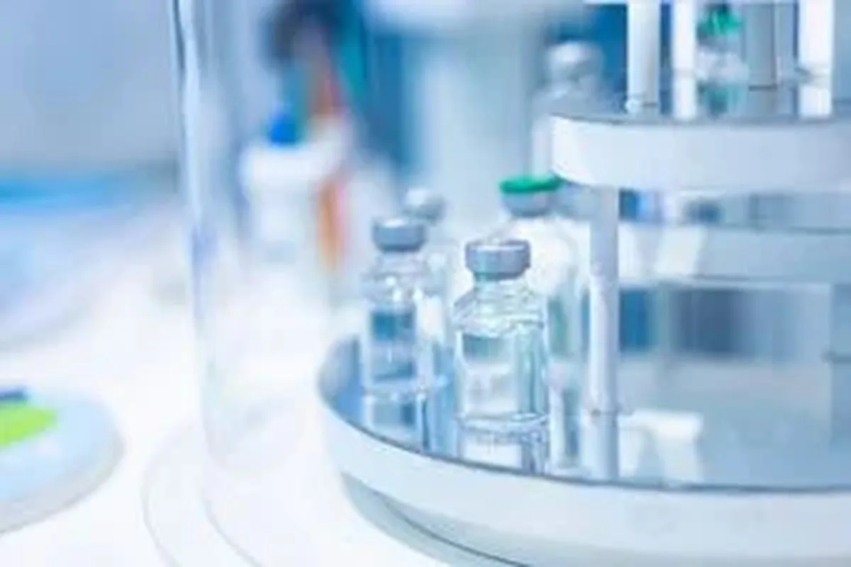 American Regent is recalling hospital-grade epinephrine injections over cracked vials and contamination