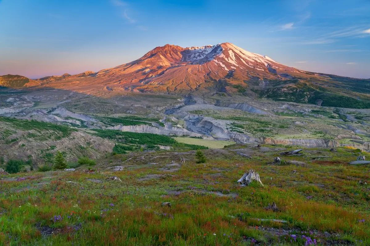 8 U.S. towns that turn into a completely different destination in the fall