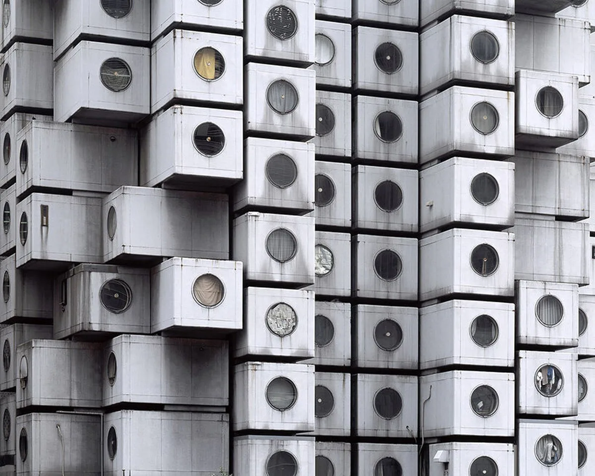 noritaka minami's '1972/accumulations' documents the individuality of nakagin tower capsules