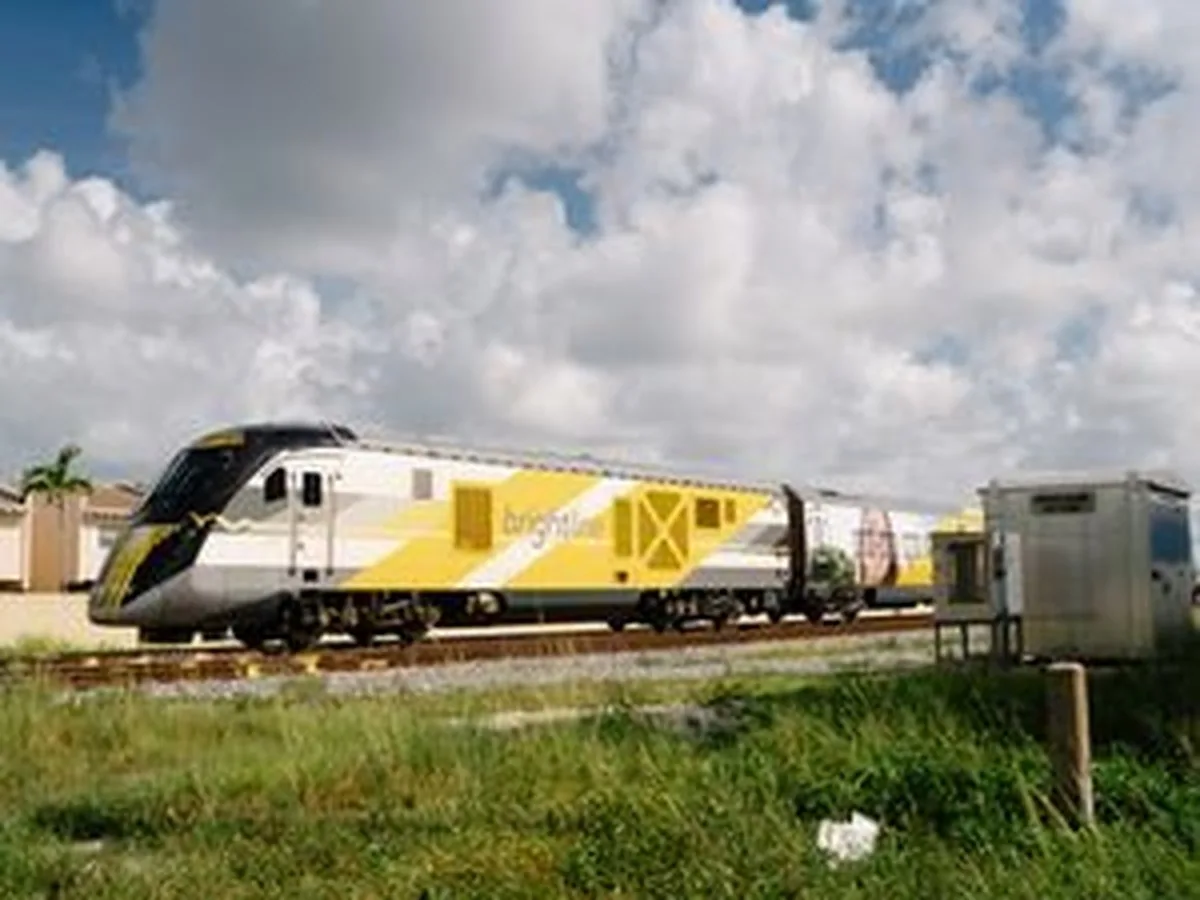 Florida’nın Yüksek Hızlı Tren Şirketi Brightline, 5,5 Milyar Dolar Borçla Iflasın Kapısına Dayandı