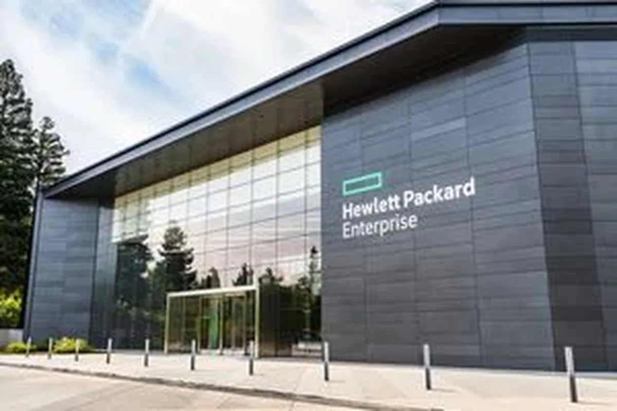 HPE, Sunucu Talebindeki Yapay Zeka Patlamasıyla Satış Beklentilerini Artırdı, Ancak Hisseler Düşüş Gösterdi