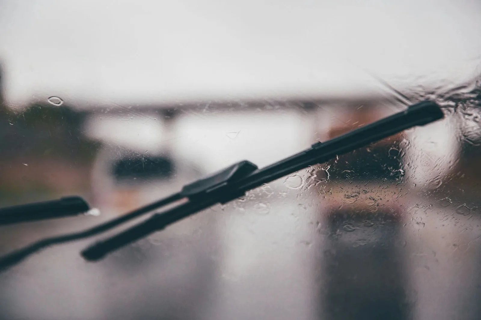 5 car mistakes mechanics wish you’d stop making