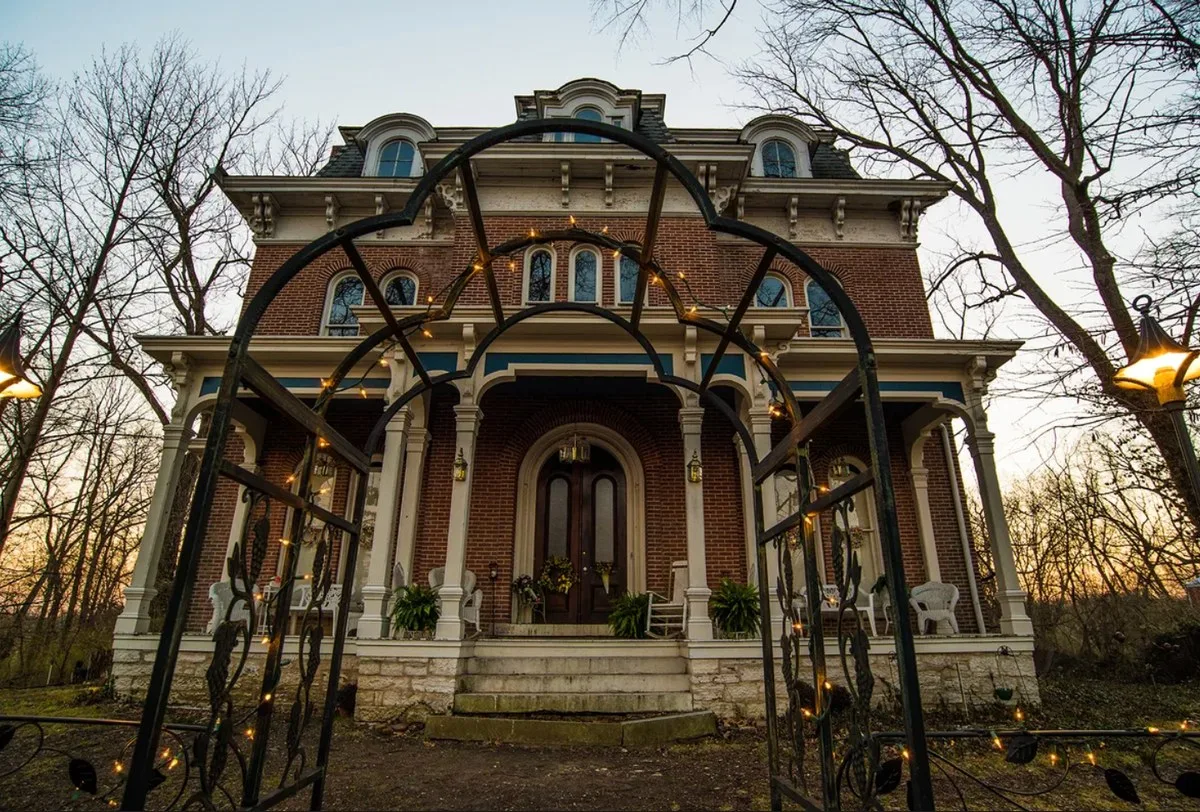 Illinois’te Bu Kadar Gizemli Yer Olduğunu Kim Bilirdi?