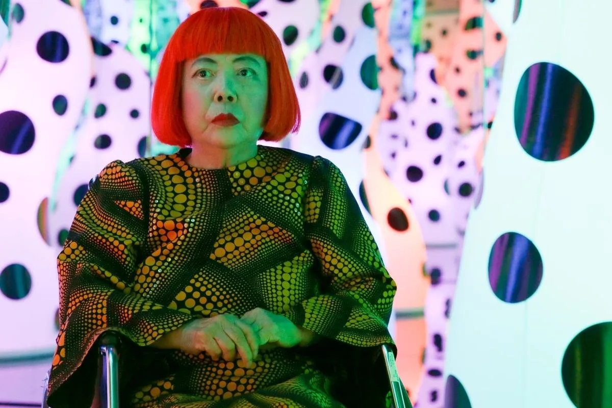 Yayoi Kusama, Sanat Dünyasının “Sonsuzlukların Kadını”, Hayata Veda Etti: 97 Yaş