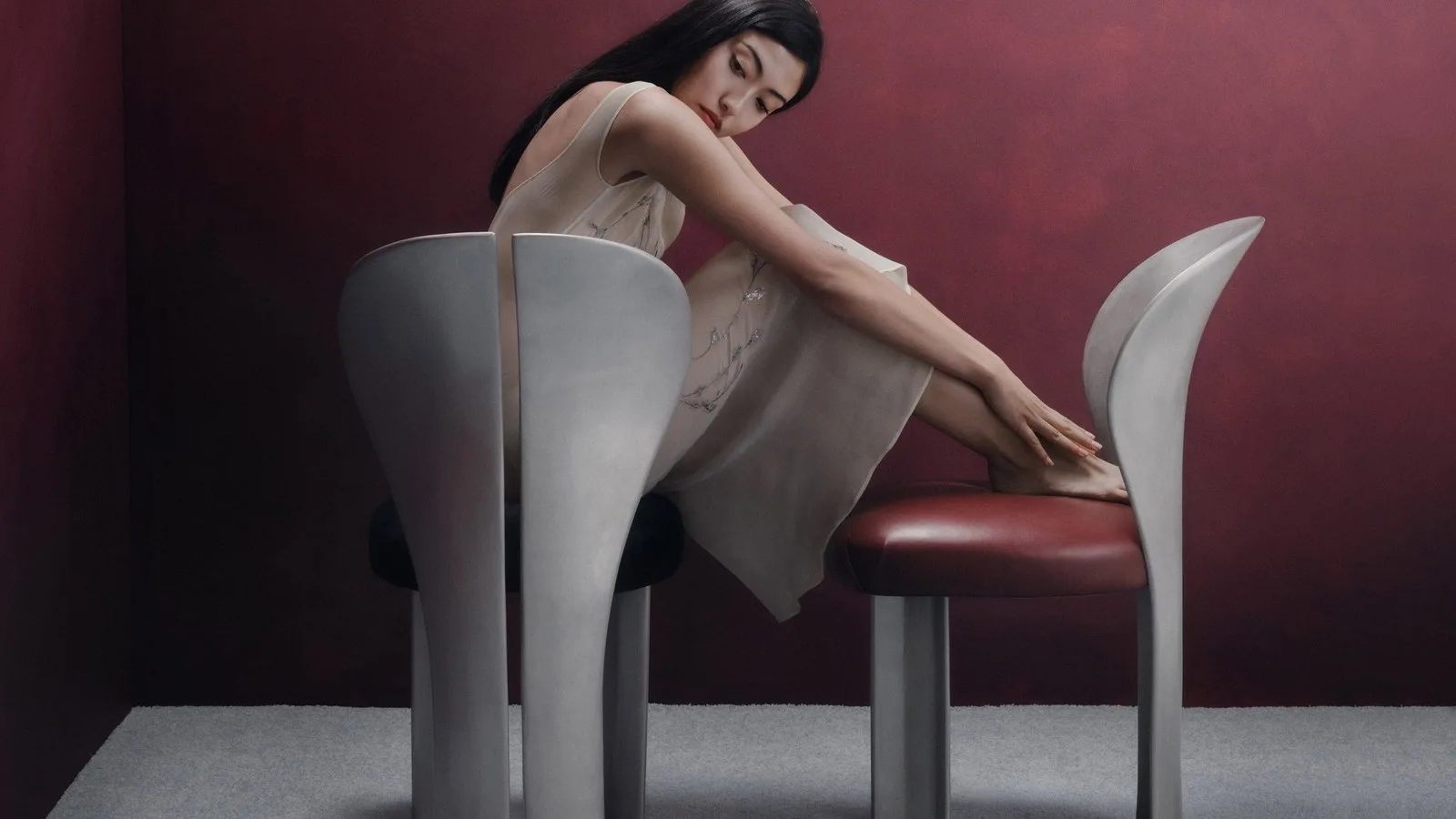 Studio NRG designs Lilium Chair out of recycled metal car rims