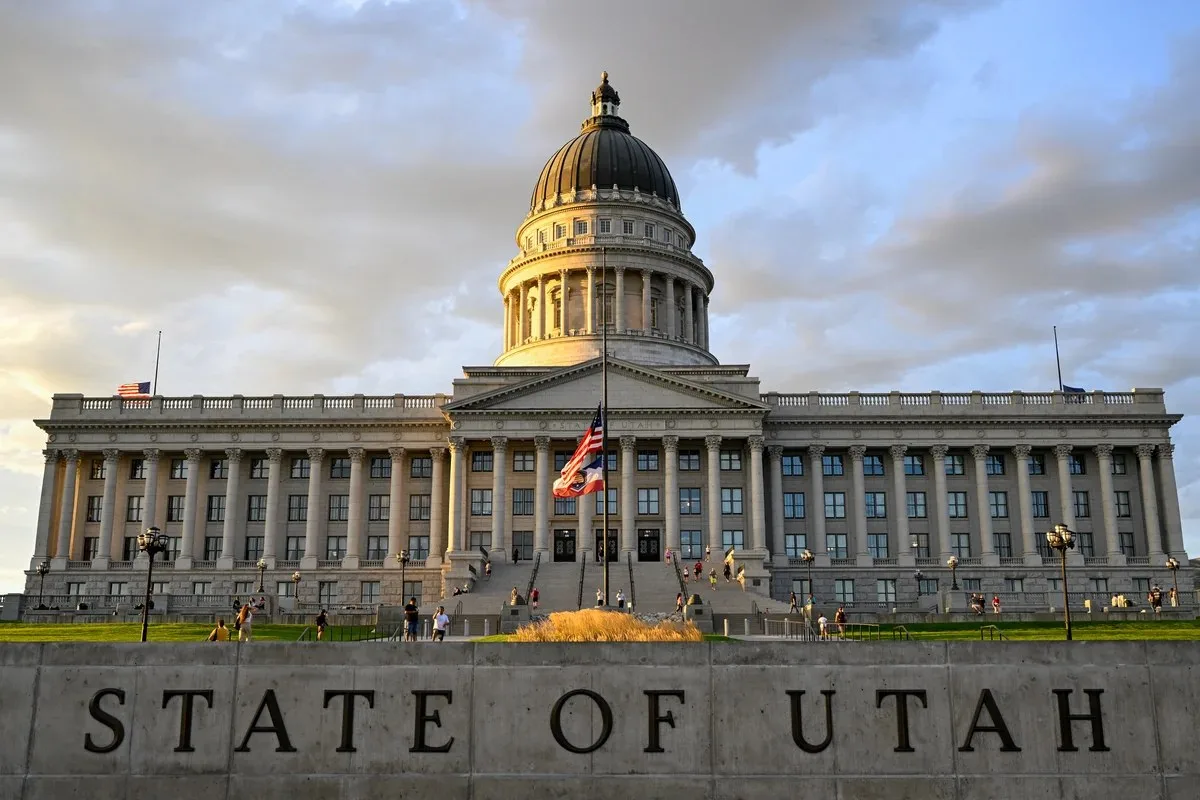 Utah’ta Yapay Zeka Uygulaması Akne Reçetelerini Doktorsuz Yazıyor