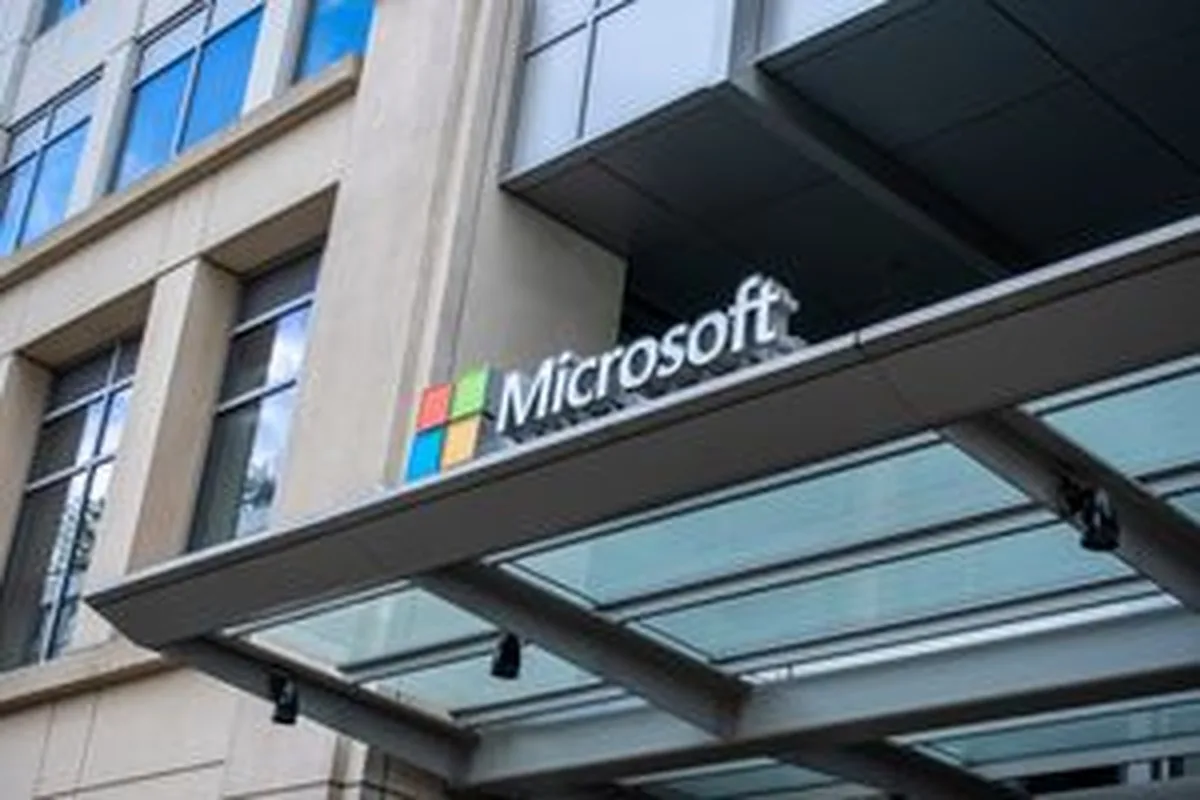 Microsoft, yapay zekâ destekli phishing hizmetini kapatıp İngiltere’de iki şüpheliyi tutukladı