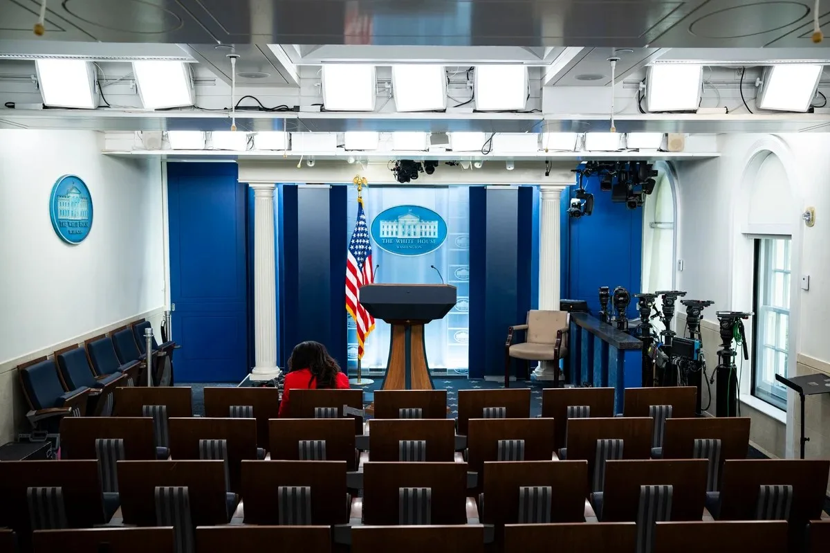 Mahkeme, Trump’ın CNN, MS NOW ve Politico’ya White House yasağını sürdürmeye zorladı