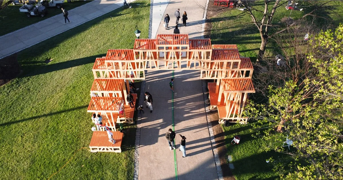 Frame to Folly: Karnaval kapısından mahalle çay evine dönüsen modüler ahşap pavilyon
