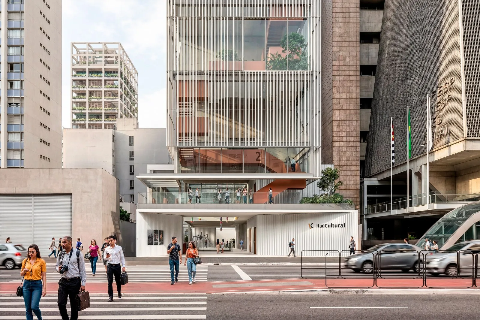 Itau Cultural design by Estudio Modulo